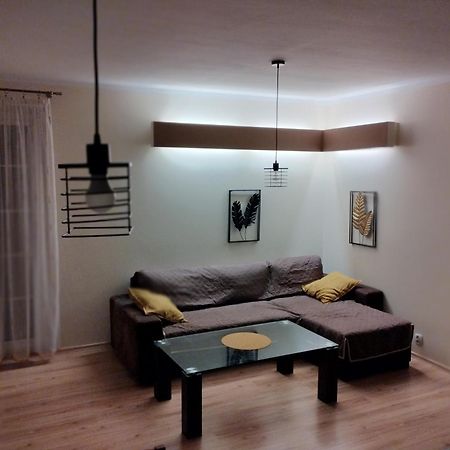 Green Apartment Z Bezplatnym Parkingiem Opolznevoye Bagian luar foto